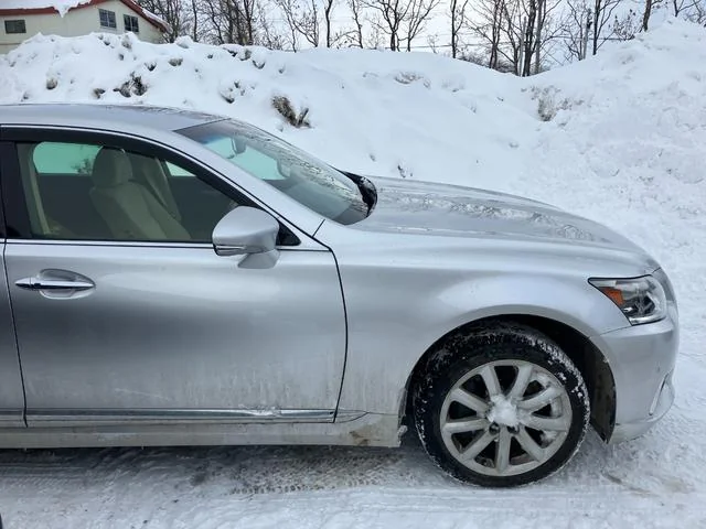 LS LS600h 4WD 内装