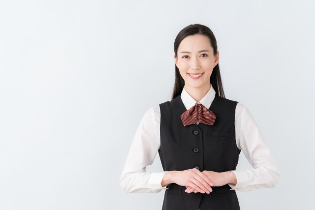 相談を受け付けるスタッフのイメージ。現在の状況を確認しながらプランを一緒に考える様子